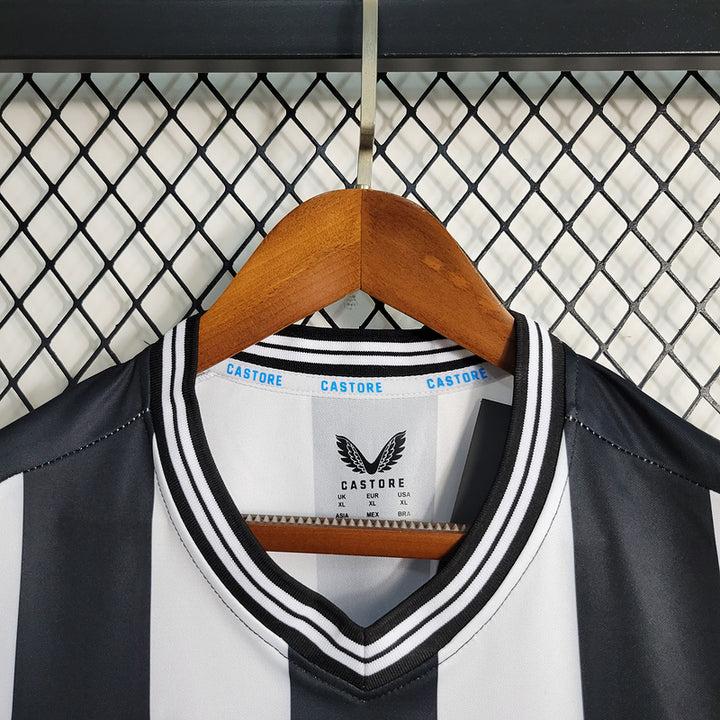 Camisa Newcastle I Home 23/24 Torcedor Castore Masculina - Preto e Branco