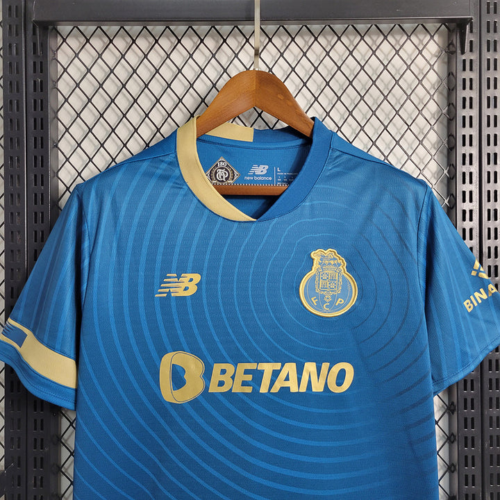 Camisa FC Porto III 23/24 Torcedor New Balance Azul e Dourado 