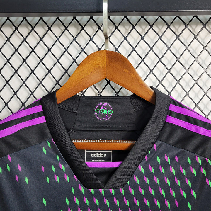 Camisa Bayern de Munique II 23/24 Torcedor Adidas Masculina-roxo-preto-lewandowisk-champions