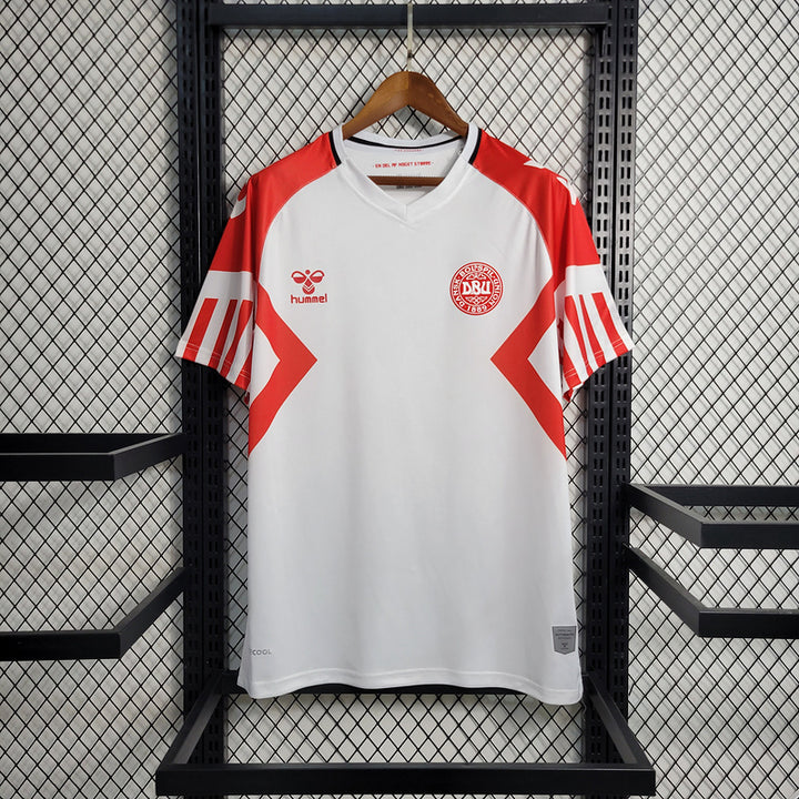 Camisa Dinamarca Home 23/24 Torcedor Adidas Masculina - Branca